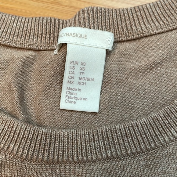 XS women’s lot of 3 sweaters - Picture 7 of 8